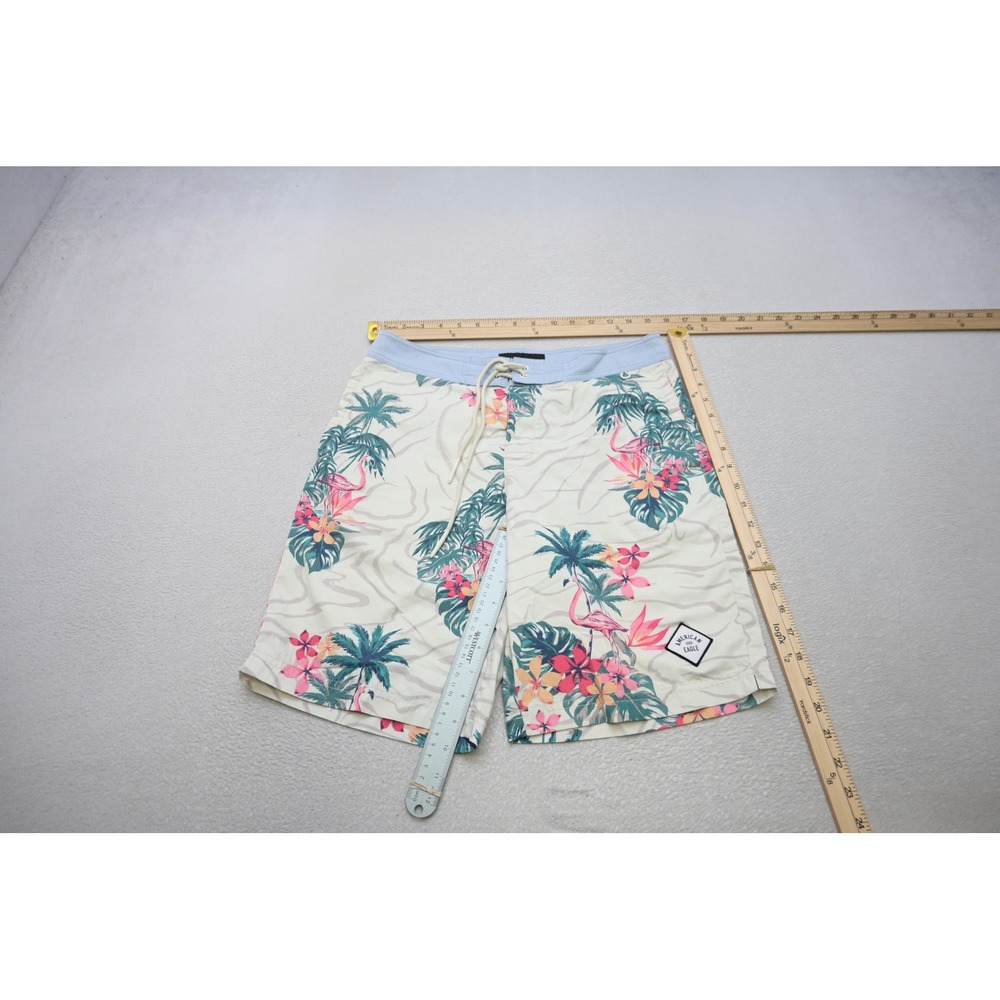 American Eagle Board Shorts Mens Small Cream Flamingo Tropical Floral Excellent